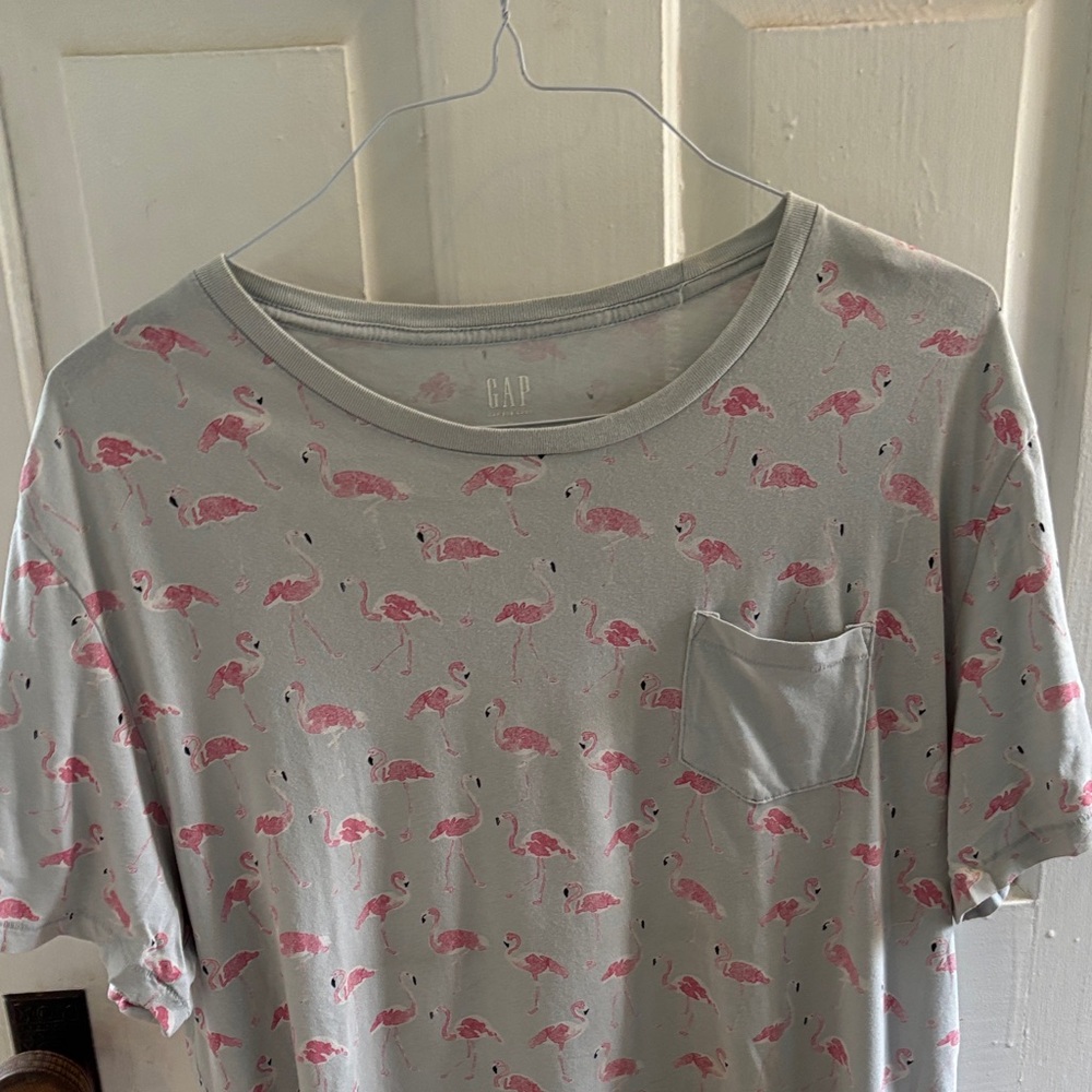 GAP Light Gray Tee with Pink Flamingo Pattern